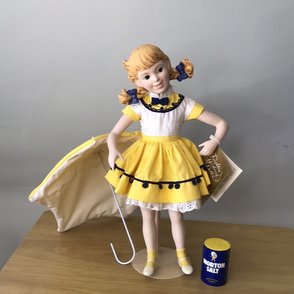 Salt Box Doll - Picture 3 of 10